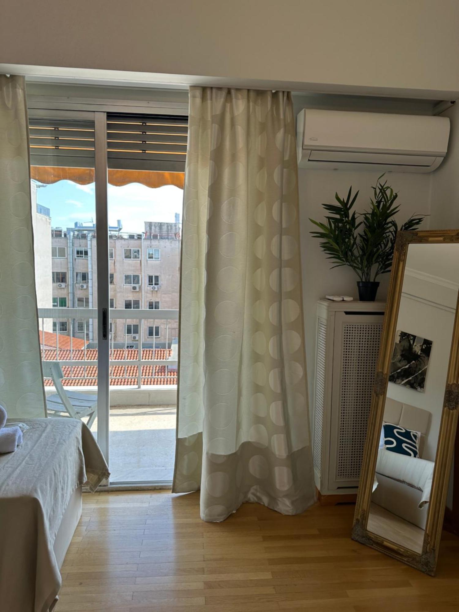 2 Bd Apt In Syntagma With Acropolis View Athens Exterior photo